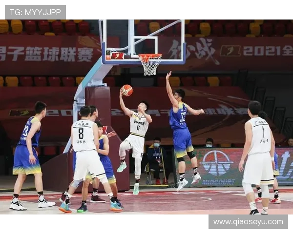 赛后分析：武汉篮球队与杭州篮球队的战术对决全景解析