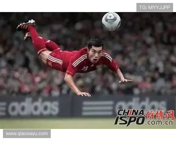 足球明星标志性射门动作解析与技巧分享 足球明星标志性射门动作解析与技巧分享